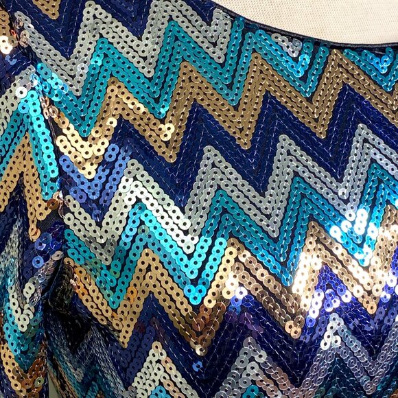 As U Wish Blue Gold Chevron Sequin Bodycon Dress 3/4 Sleeves Scoop Back Size S - Picture 7 of 9